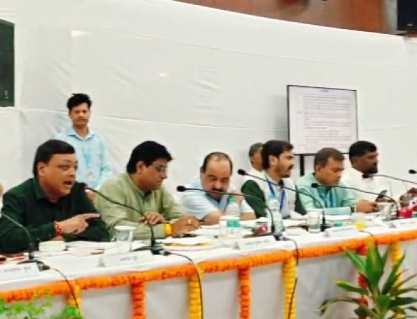 ZRUCC समिति- सेंट्रल रेलवे की 127वीं बैठक में शामिल हुए डॉ. मनोज दूबे