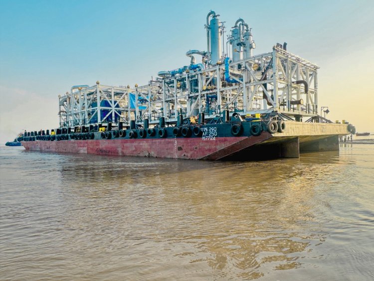 टेक्निप एनर्जीज इंडिया ने दहेज में पहला कैप्टिव जेट्टी किया चालू : यूरोप के लिए पहला मॉड्यूल रवाना